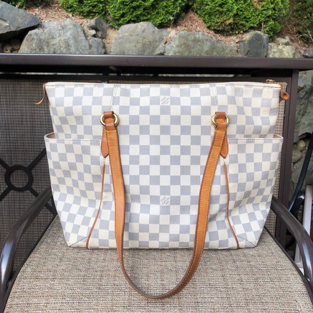 Authentic Louis Vuitton MM tote bag💝